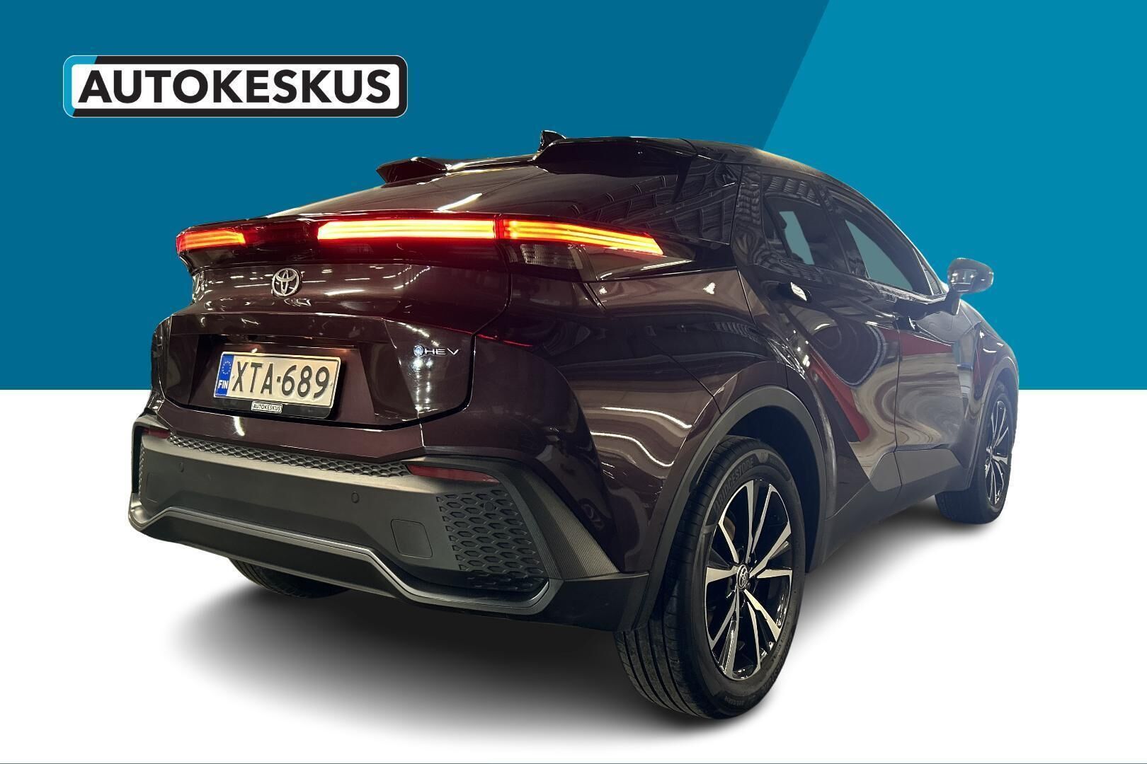Toyota C-HR iso kuva 4