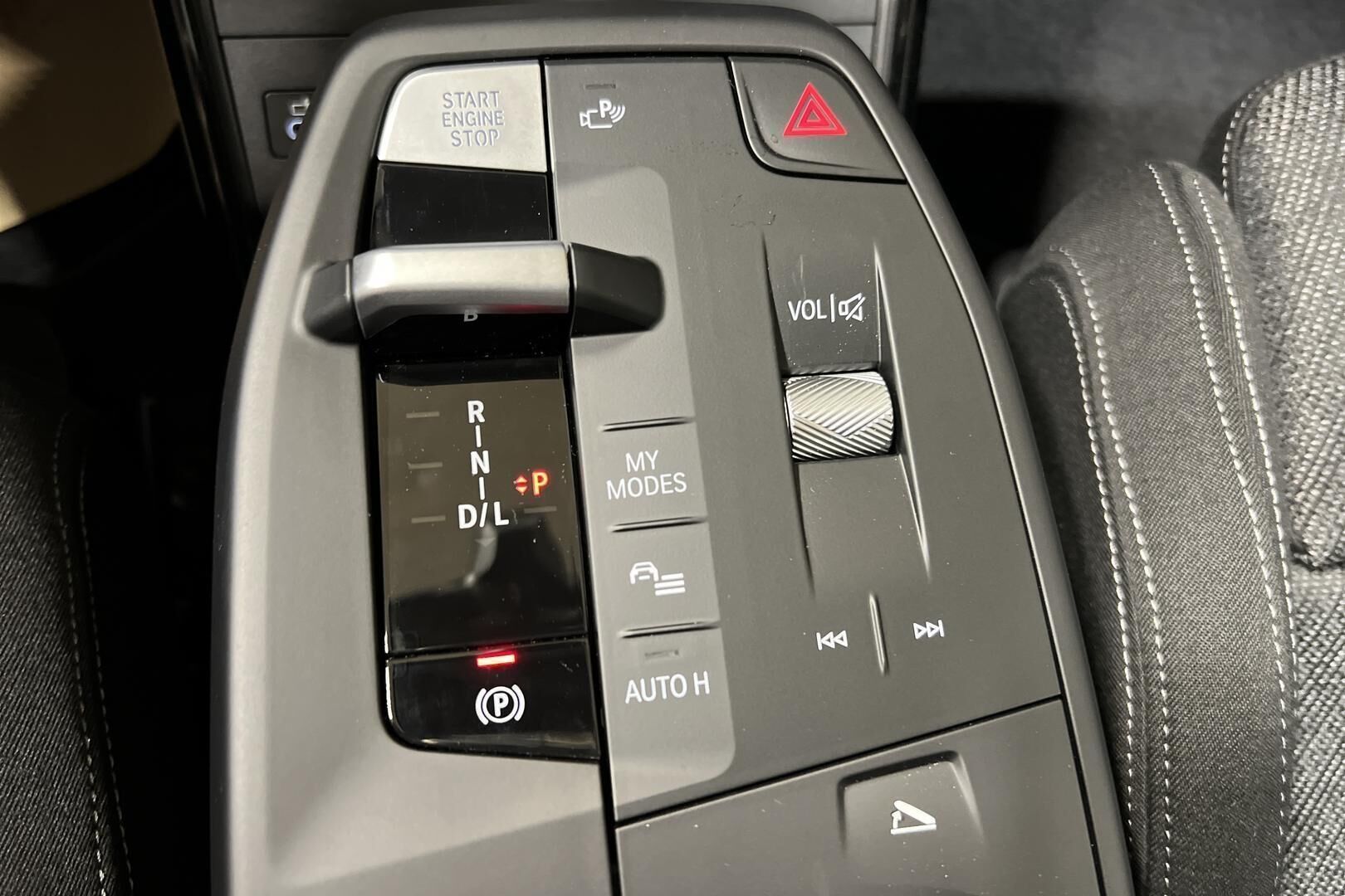 BMW X1 iso kuva 15
