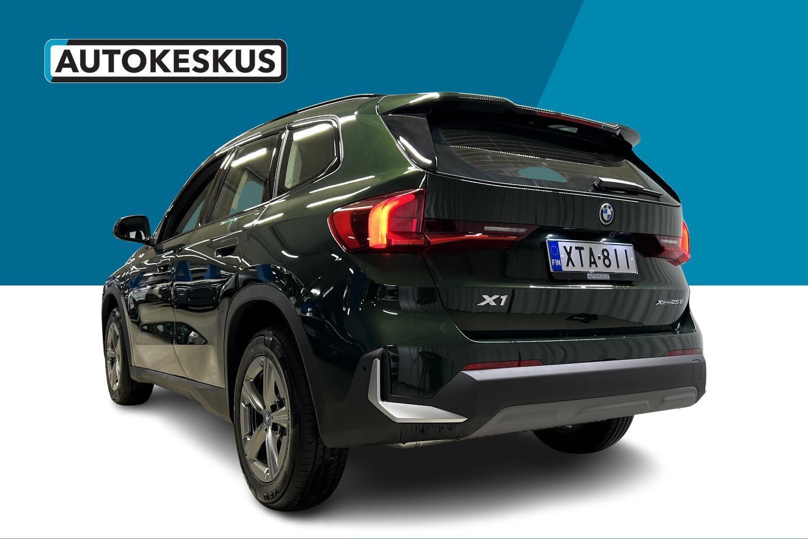 BMW X1 iso kuva 6