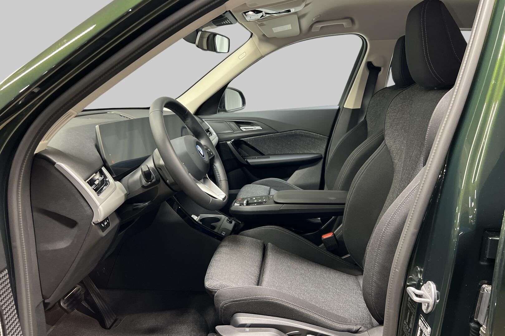 BMW X1 iso kuva 8