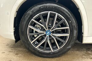 BMW X1 esikatselu 17
