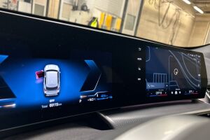 BMW X1 esikatselu 12