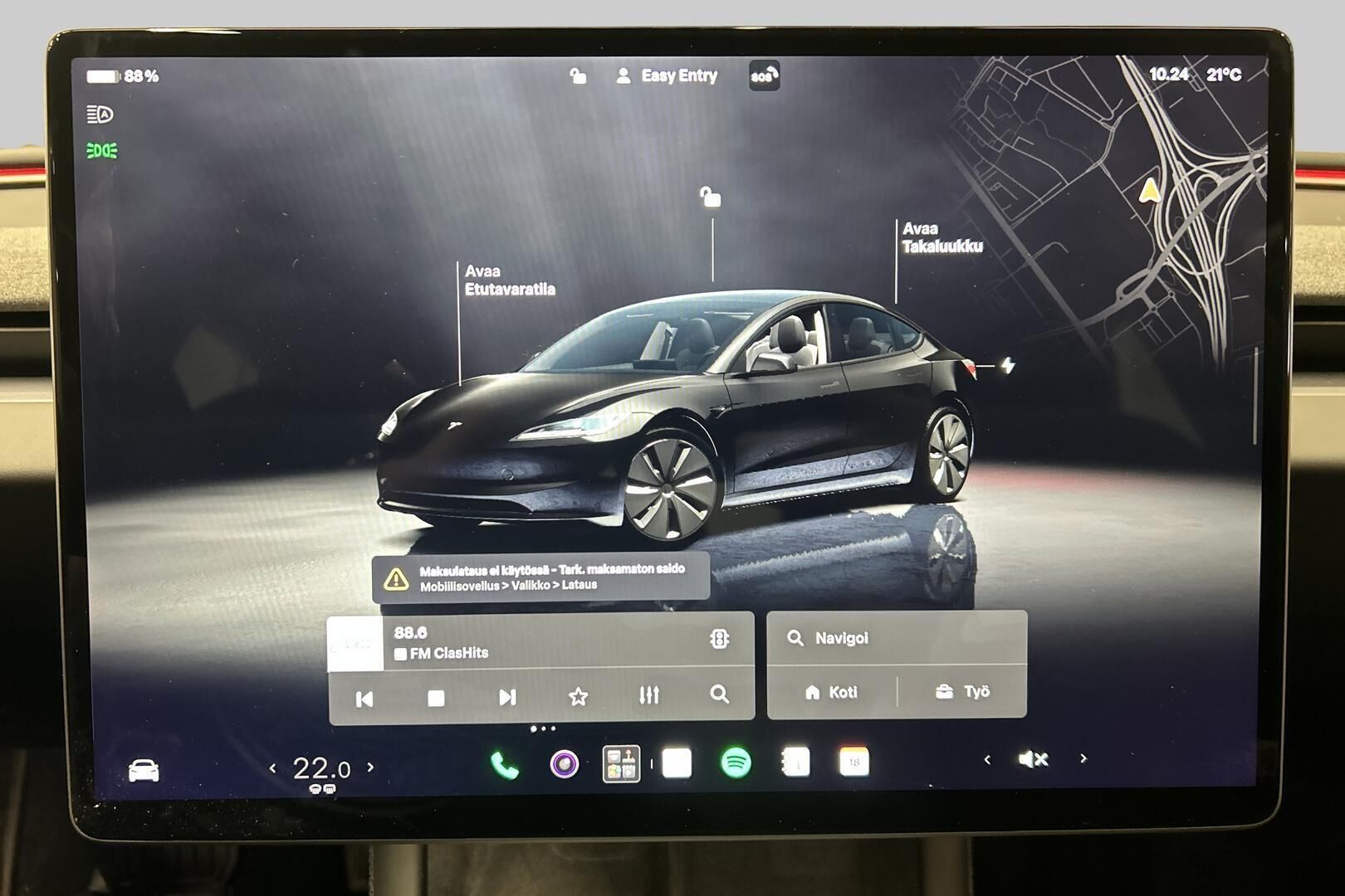 TESLA MODEL 3 iso kuva 12