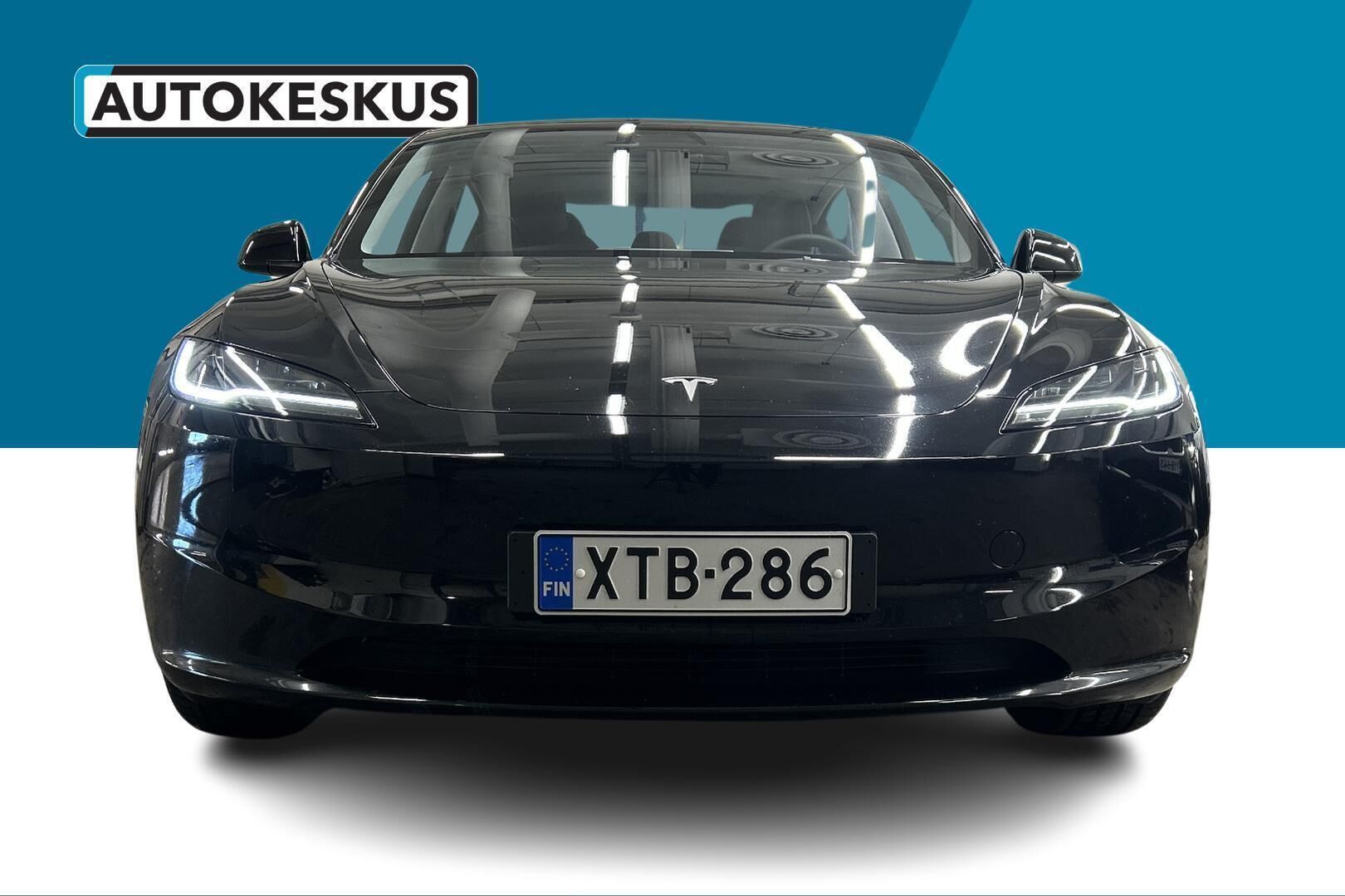 TESLA MODEL 3 iso kuva 2