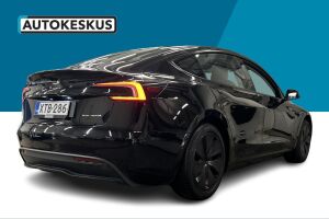 TESLA MODEL 3 esikatselu 4
