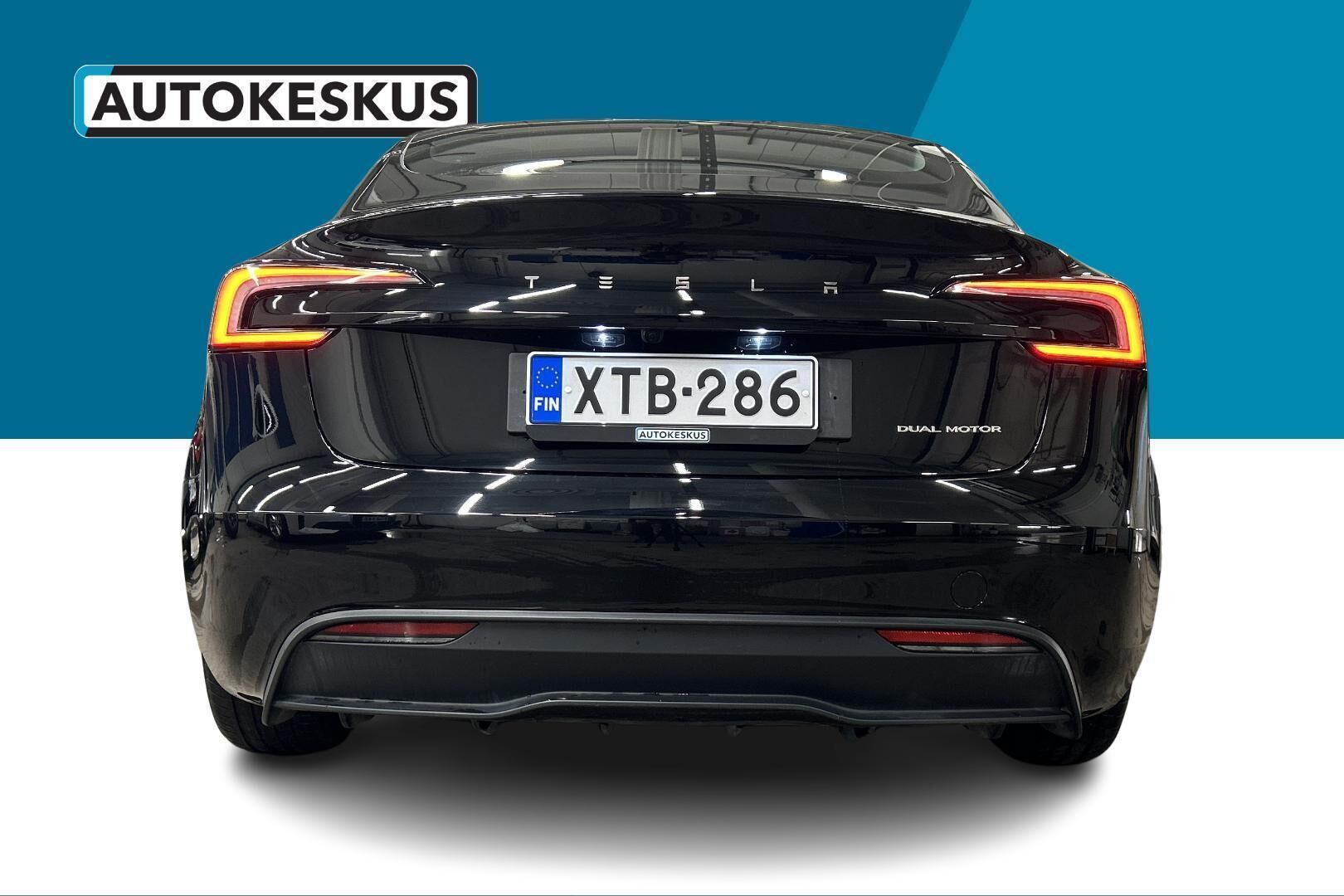 TESLA MODEL 3 iso kuva 5