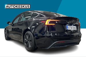 TESLA MODEL 3 esikatselu 6