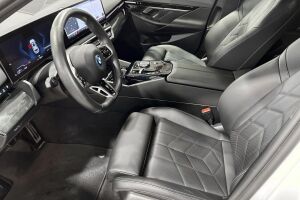 BMW 5-sarja esikatselu 21