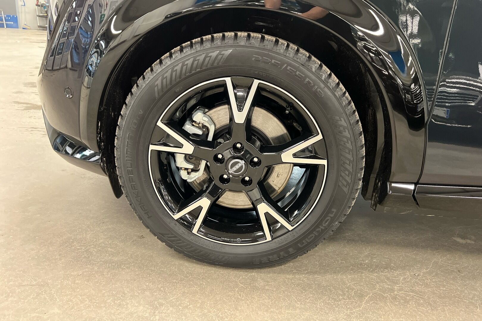Nissan Ariya iso kuva 9