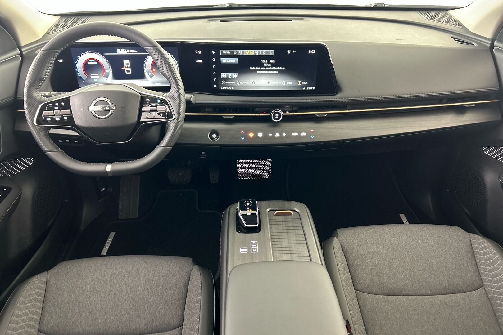 NISSAN ARIYA iso kuva 11