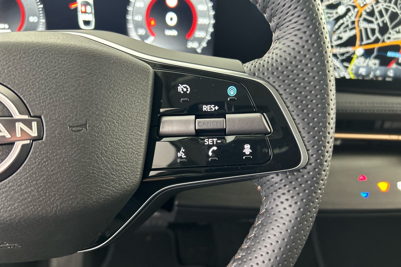 NISSAN ARIYA iso kuva 22