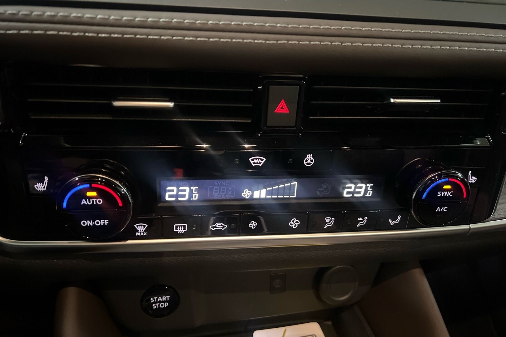 Nissan Qashqai iso kuva 11