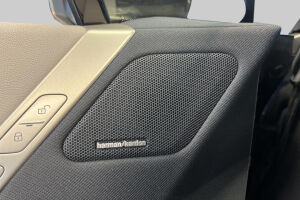 BMW iX esikatselu 17