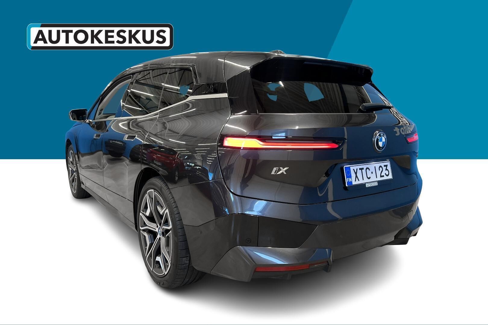 BMW iX iso kuva 6