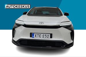 Toyota bZ4X esikatselu 1