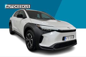 Toyota bZ4X esikatselu 2