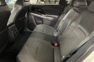 Toyota bZ4X esikatselu 8