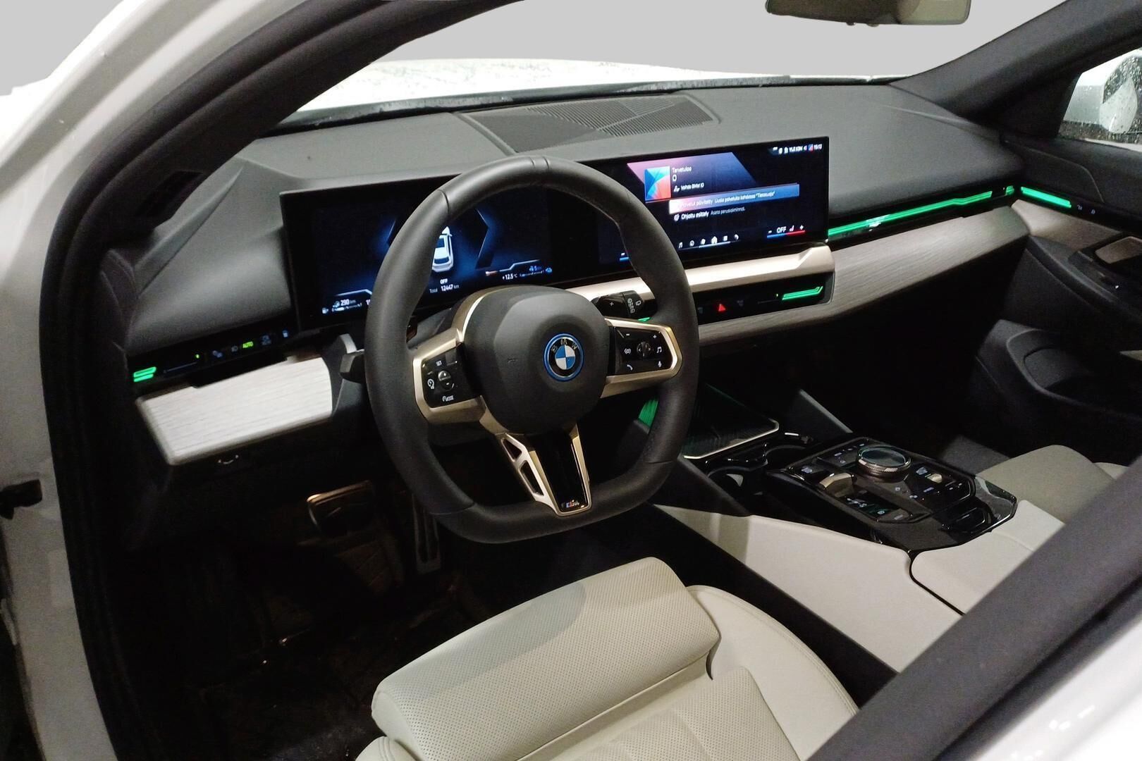 BMW 5-sarja iso kuva 1