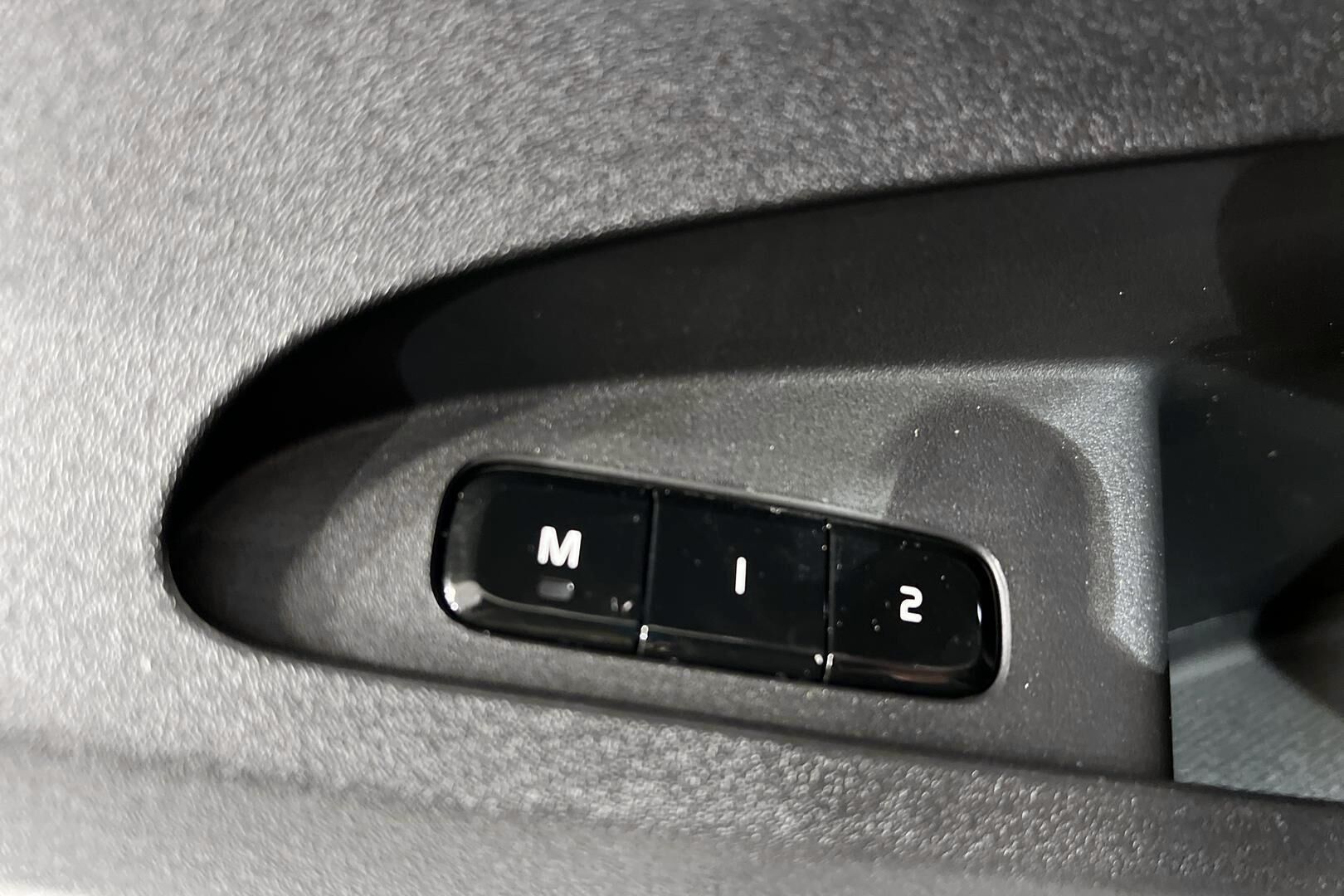 Polestar 2 iso kuva 27