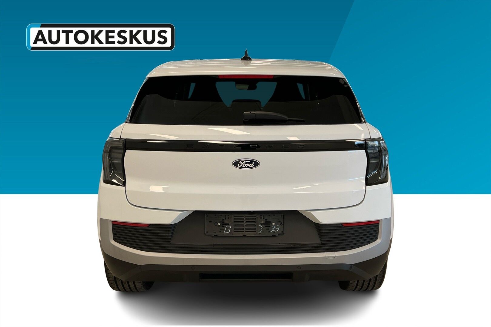 Ford Explorer iso kuva 9