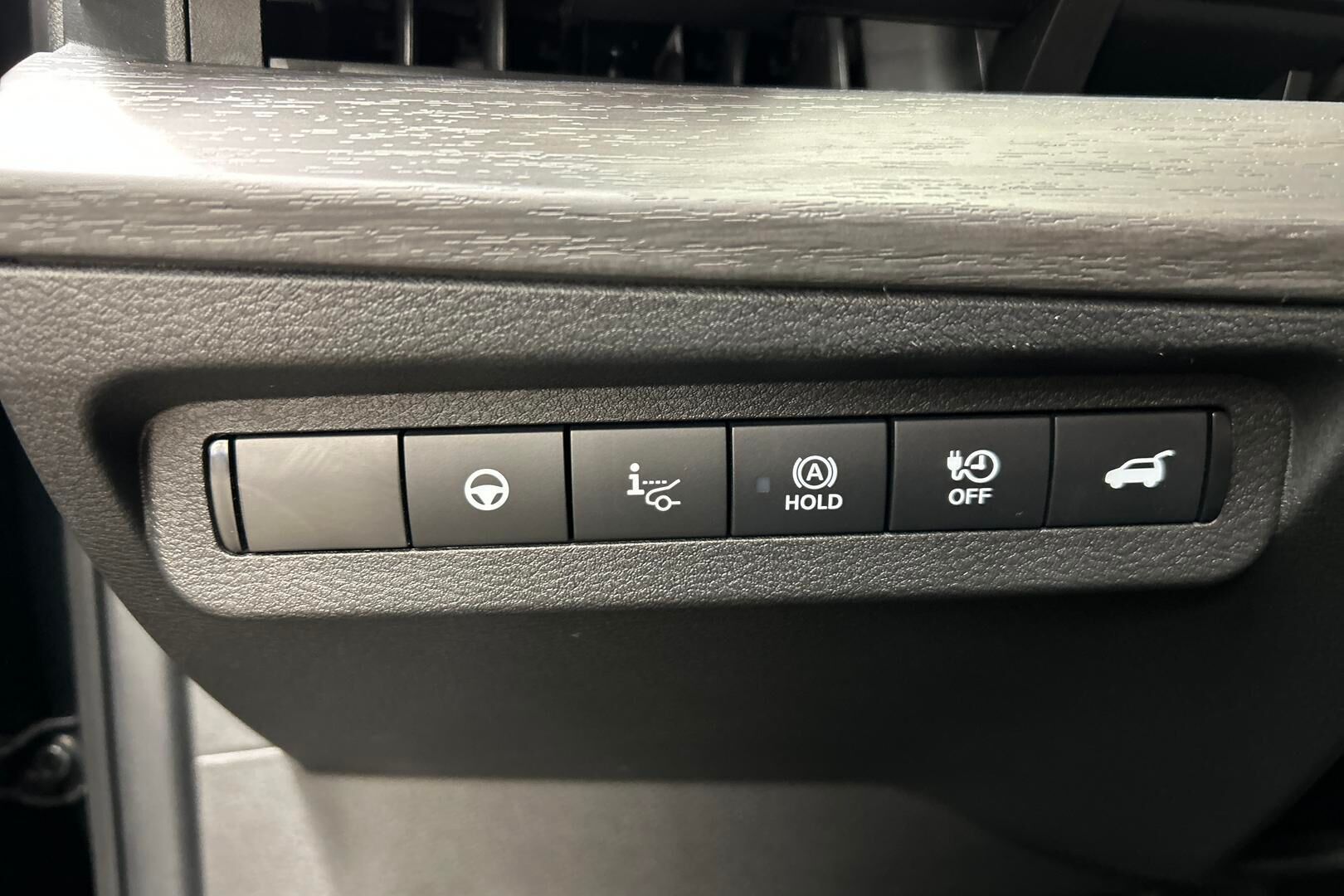 Nissan Ariya iso kuva 20