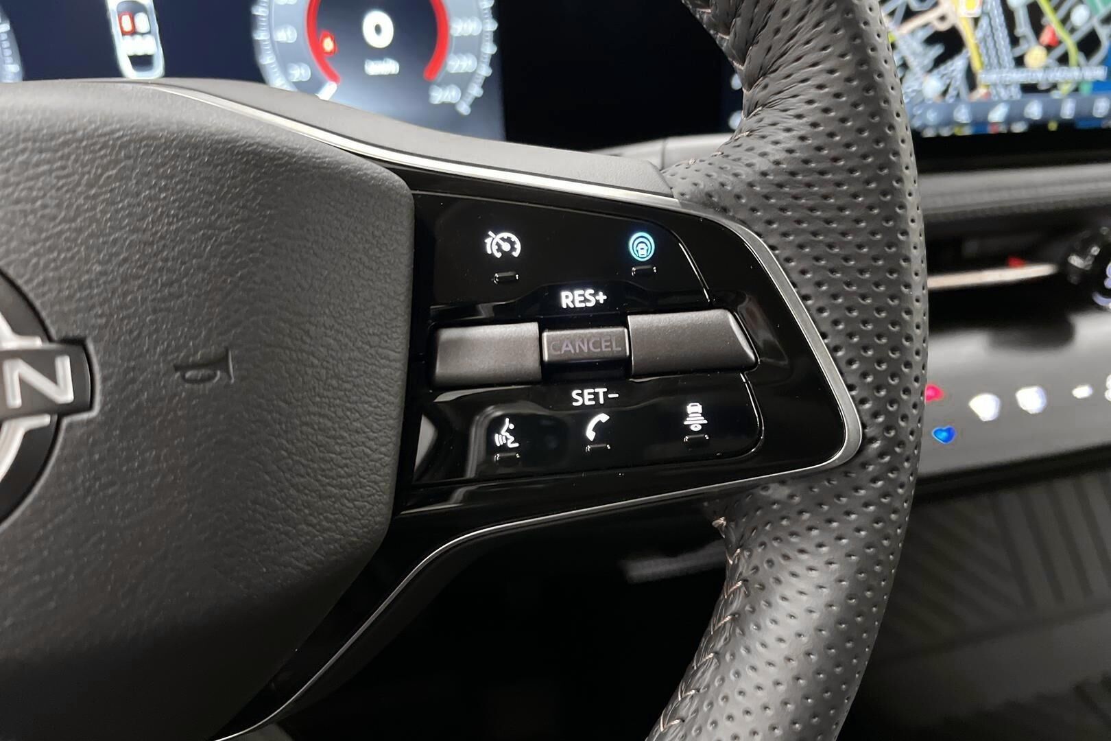 NISSAN Ariya iso kuva 16