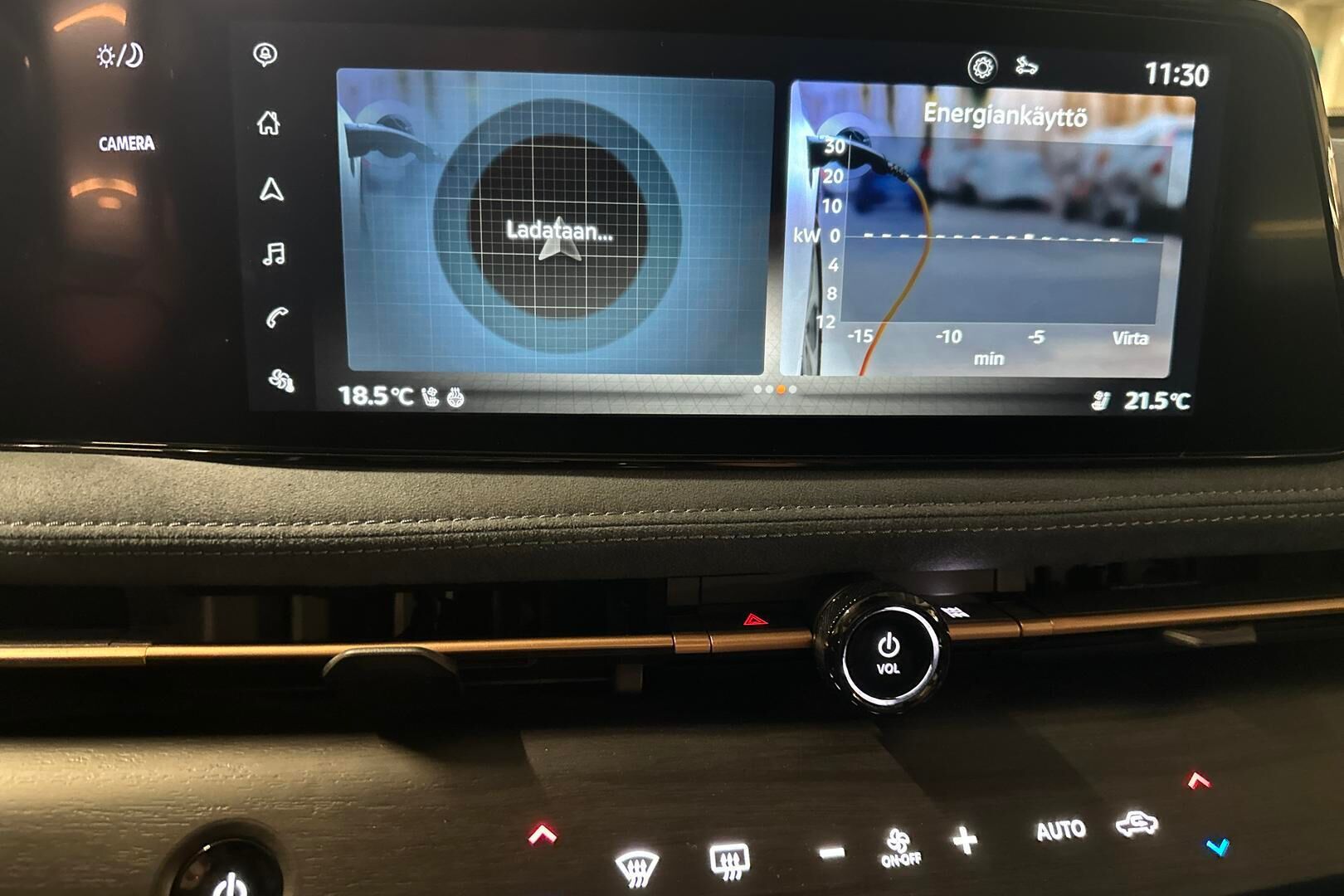 Nissan Ariya iso kuva 9