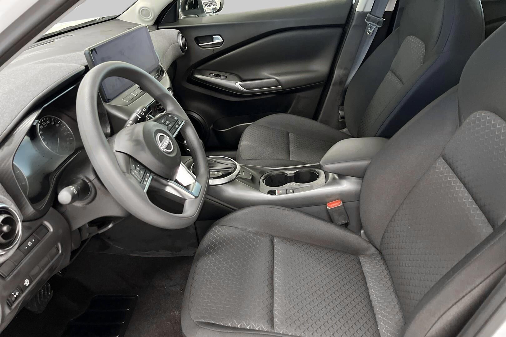 Nissan Juke iso kuva 8