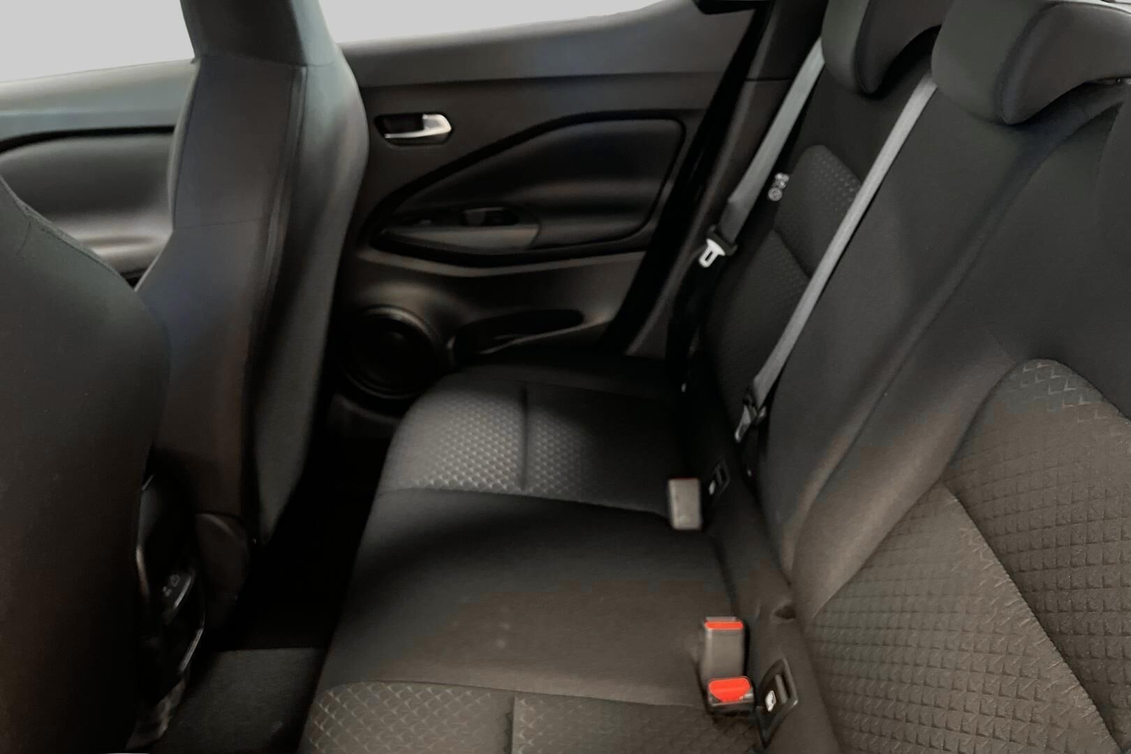 Nissan Juke iso kuva 15