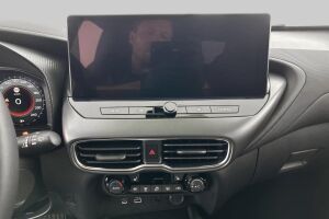 Nissan Juke esikatselu 23