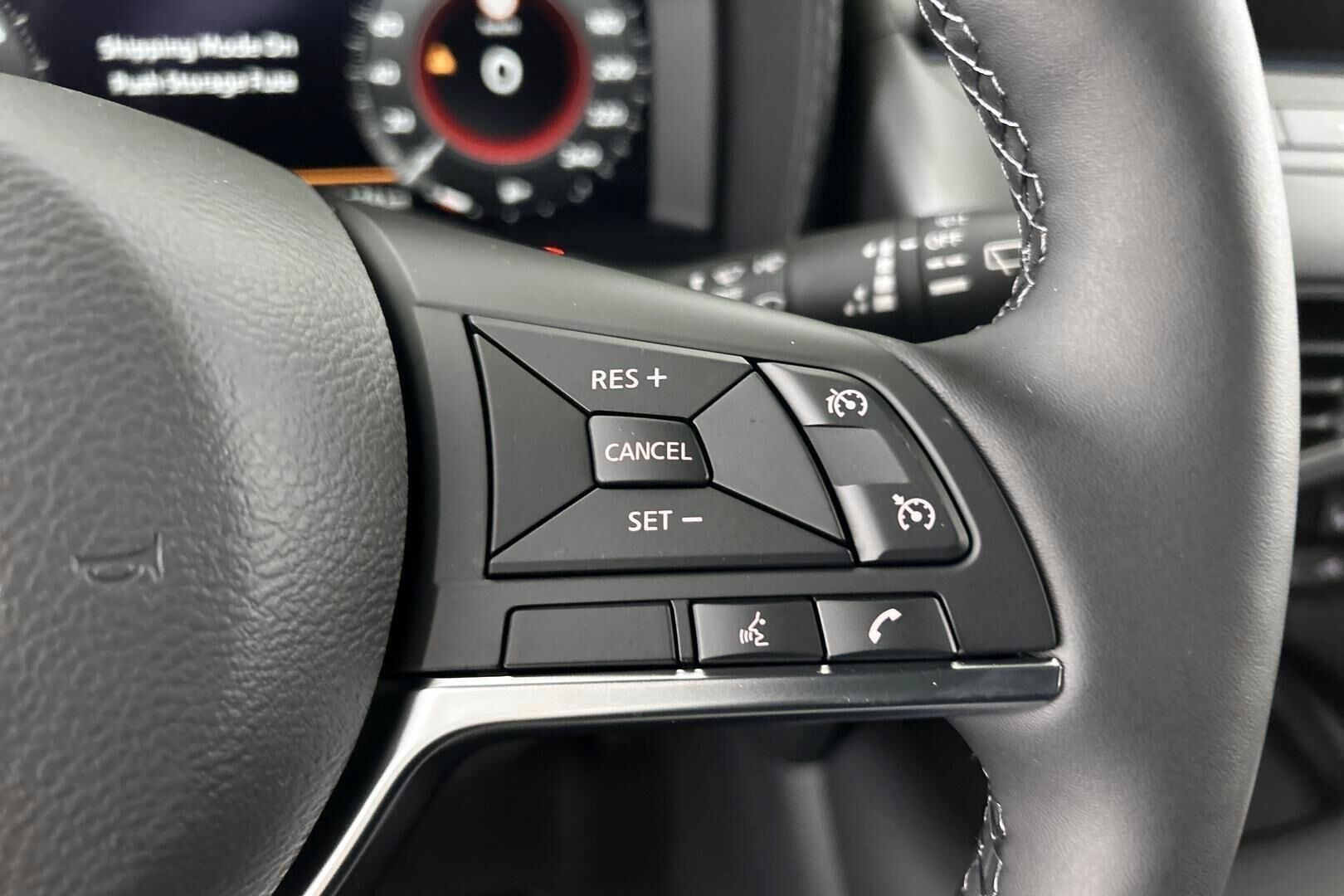 Nissan Juke iso kuva 23