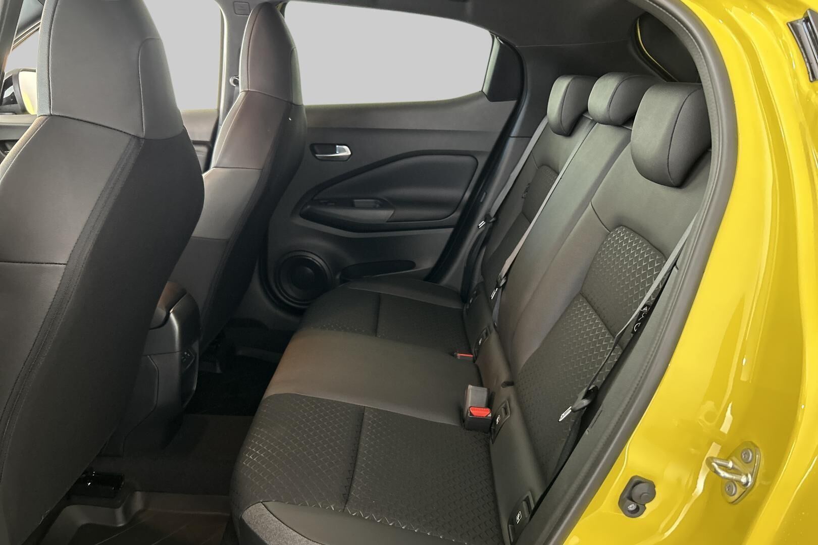 Nissan Juke iso kuva 8