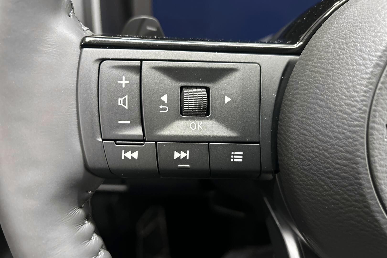 Nissan Qashqai iso kuva 13
