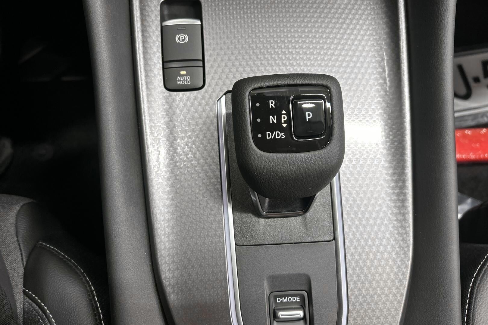 Nissan Qashqai iso kuva 17