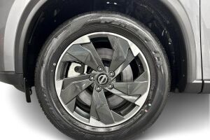 Nissan X-Trail esikatselu 12