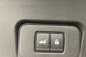 Nissan X-Trail esikatselu 23