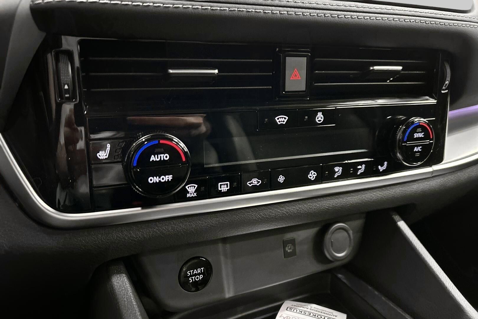 Nissan Qashqai iso kuva 15