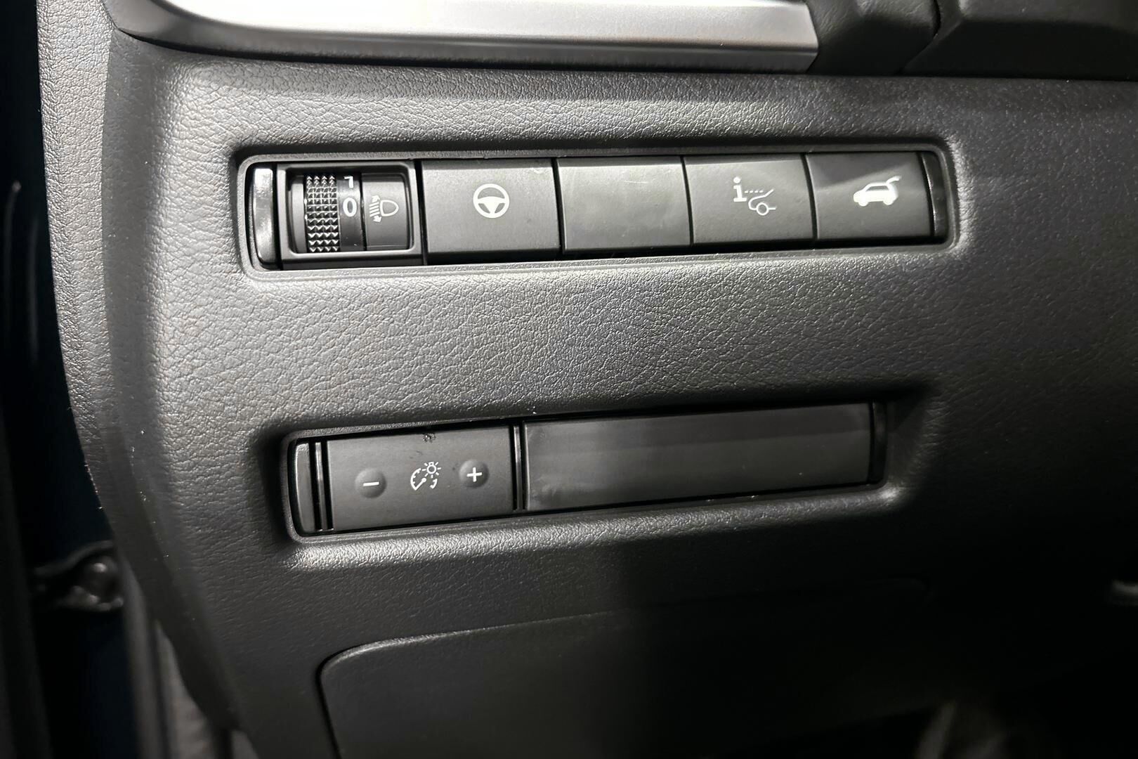 Nissan Qashqai iso kuva 19