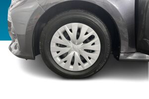 Toyota Yaris esikatselu 12