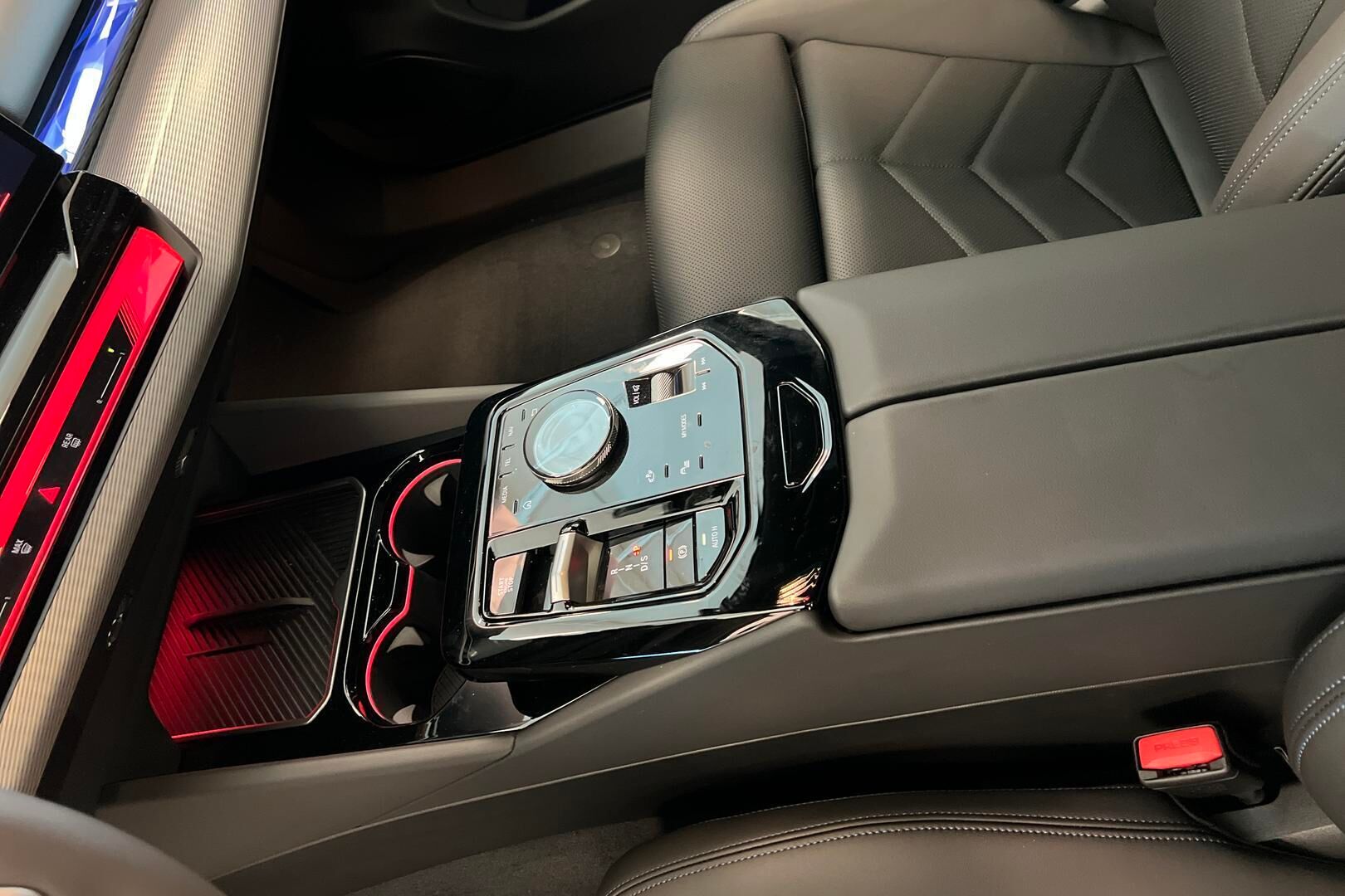 BMW 5-sarja iso kuva 21