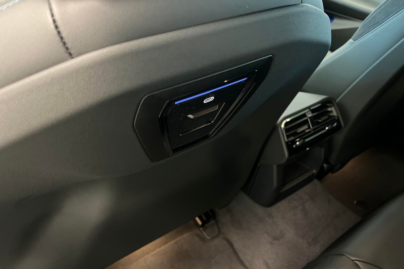 BMW 5-sarja iso kuva 23