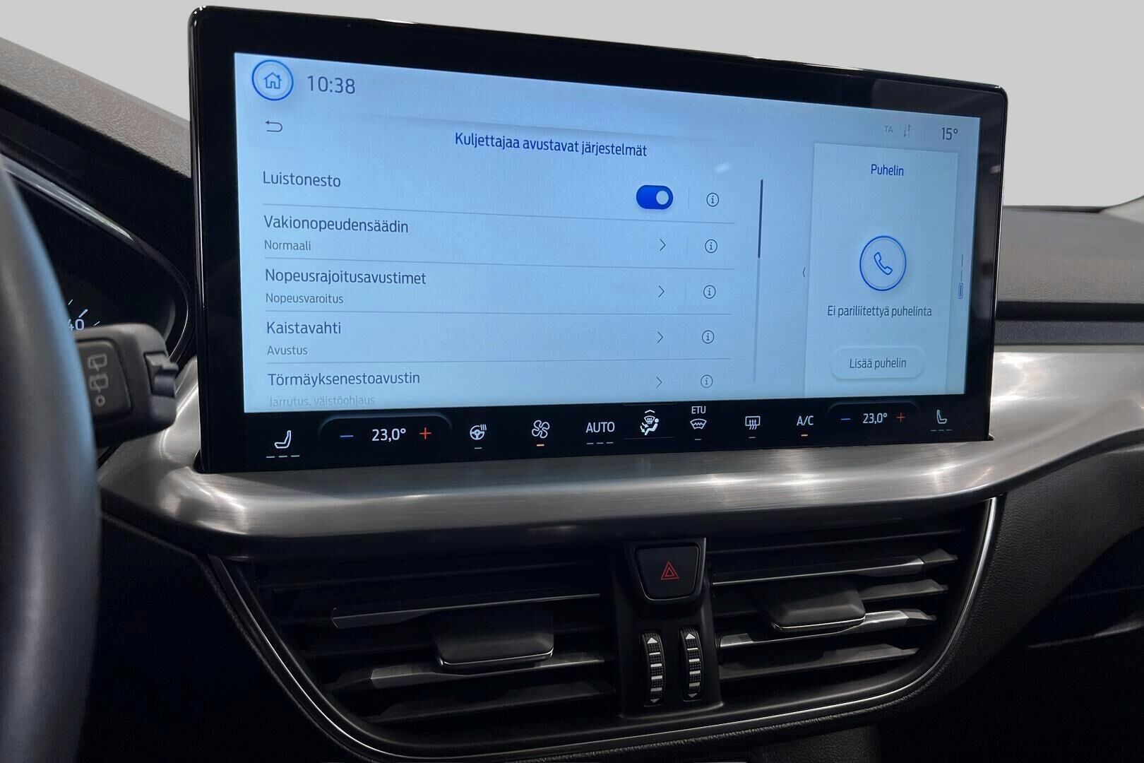 Ford Focus iso kuva 19