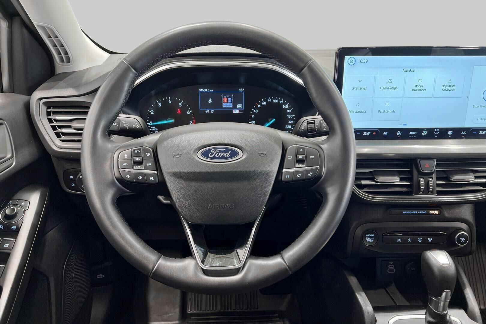 Ford Focus iso kuva 32