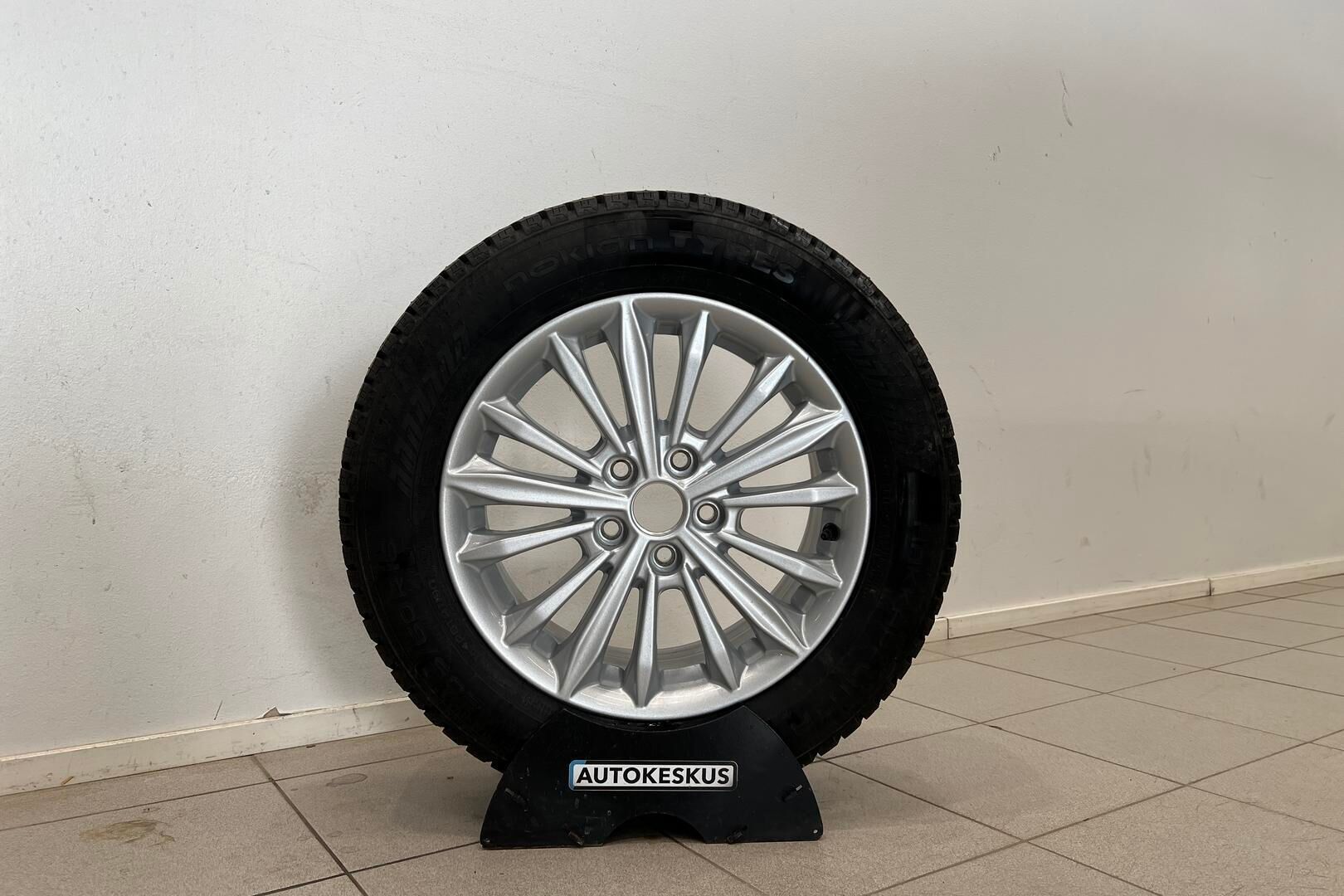 Ford Focus iso kuva 34
