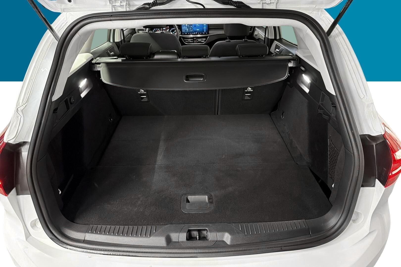 Ford Focus iso kuva 11