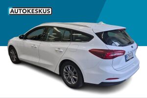 Ford Focus esikatselu 2