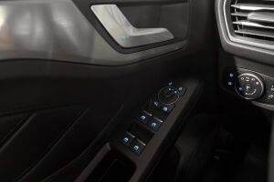 Ford Focus esikatselu 20
