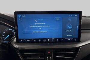 Ford Focus esikatselu 25