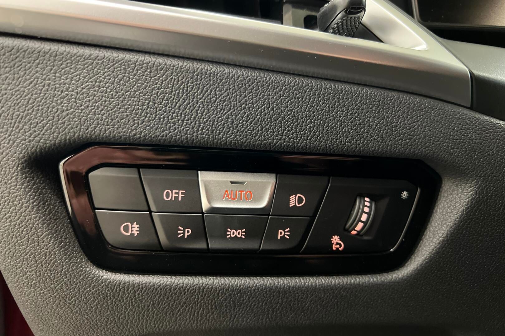 BMW 3-sarja iso kuva 21