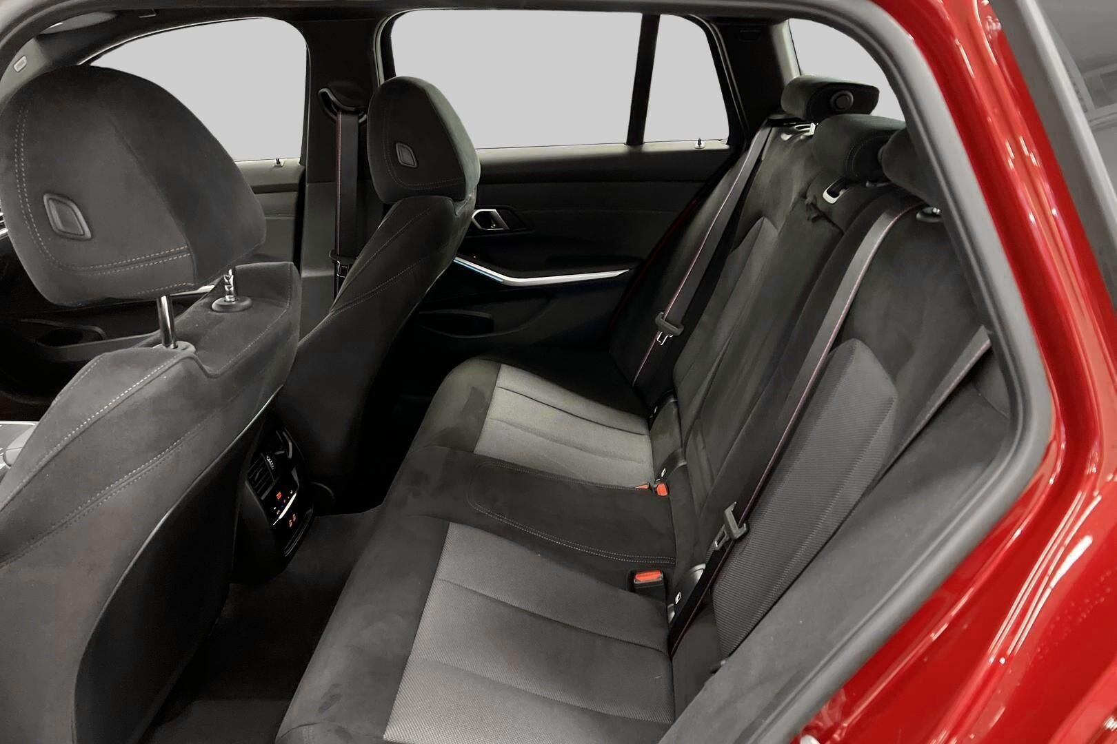 BMW 3-sarja iso kuva 9